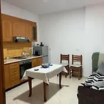 Valona Sunny Apartment - Lungomare Vlore