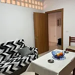 Valona Sunny Apartment - Lungomare Vlore